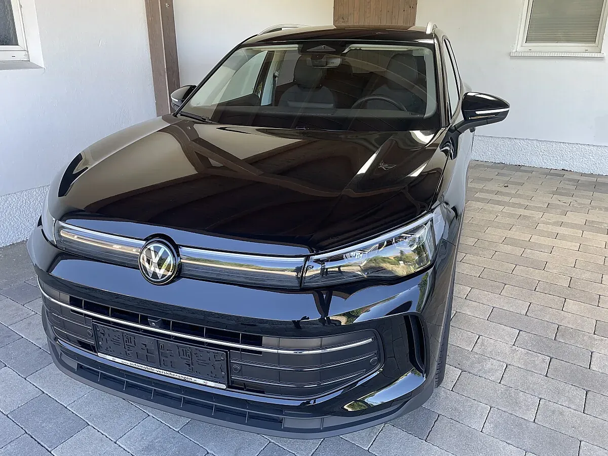 Volkswagen Tiguan 2025 photo 3