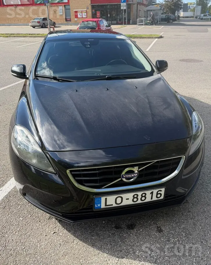 Volvo V40 2012 photo 3