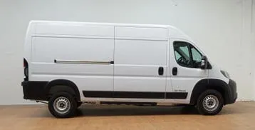Opel Movano 2025 photo 2