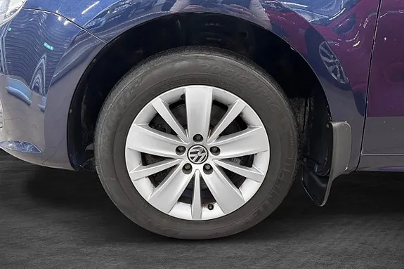Volkswagen Sharan 2012 photo 2