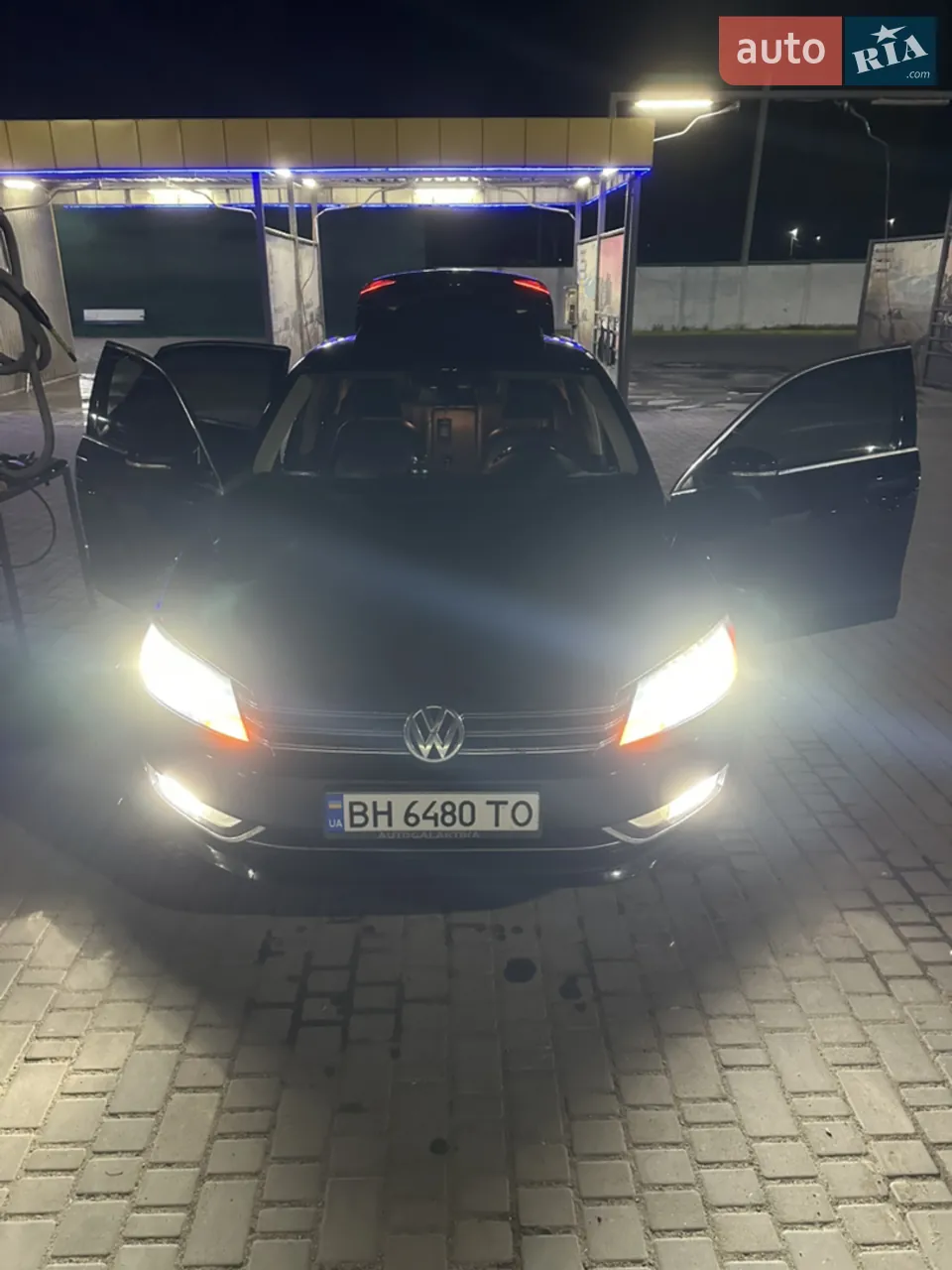 Volkswagen Passat 2014 photo 2