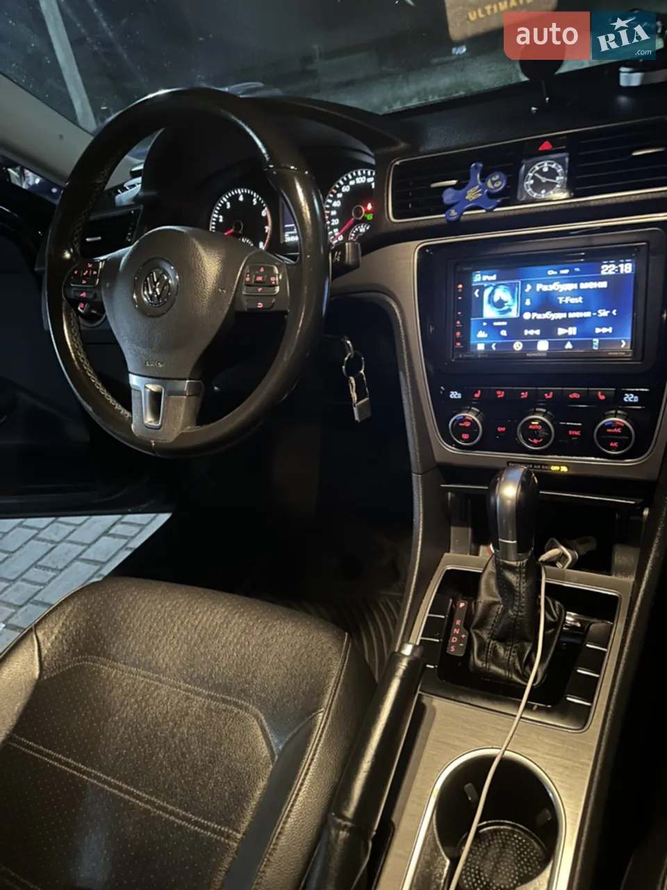 Volkswagen Passat 2014 photo 5