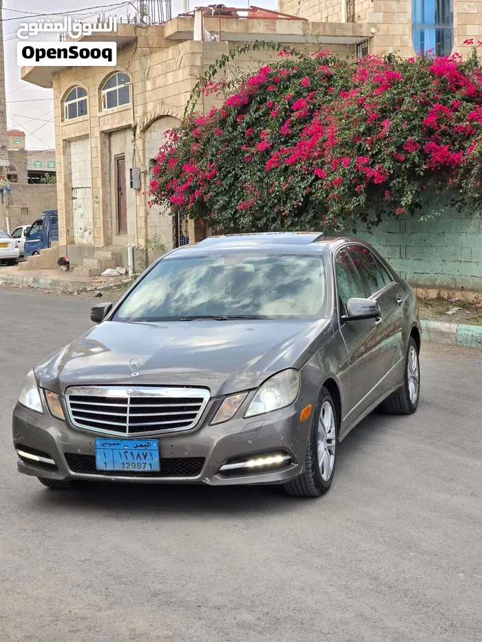 Mercedes-Benz E-Class 2011 photo 2