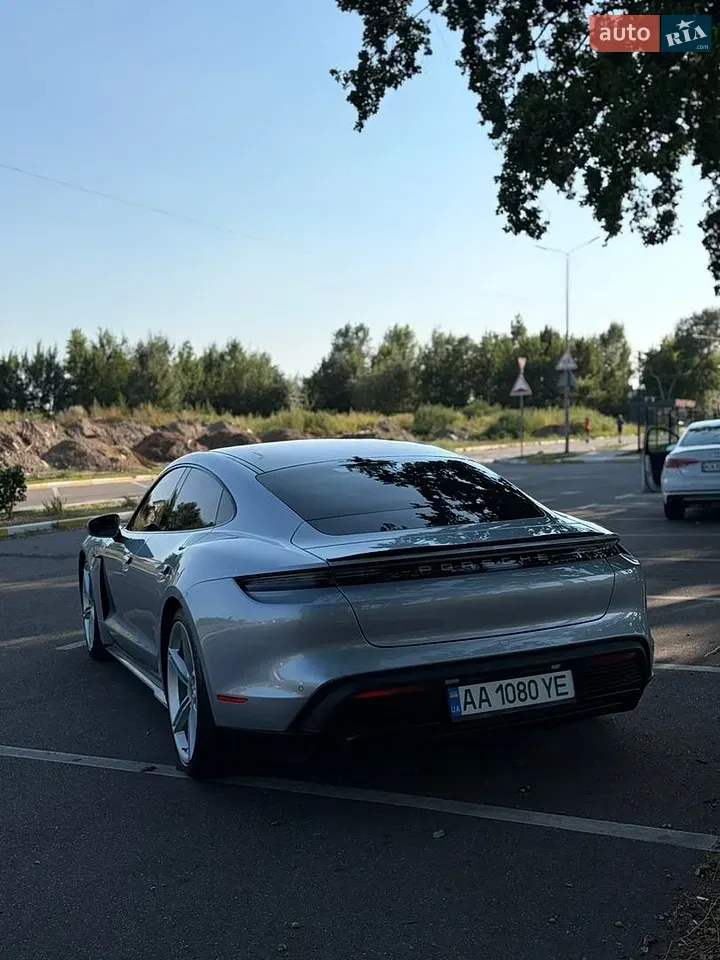 Porsche Taycan 2020 photo 3