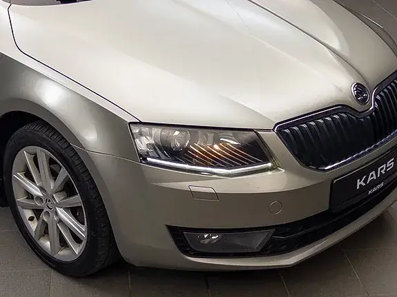 Skoda Octavia 2014 photo 3