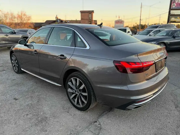 Audi A4 2022 photo 4