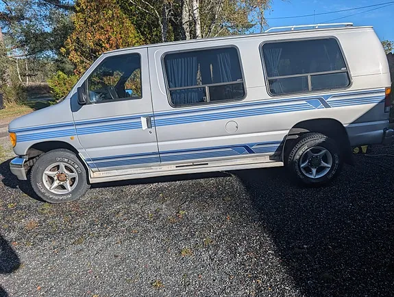 Ford E-350