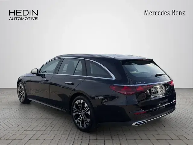 Mercedes-Benz E-Class 2025 photo 2