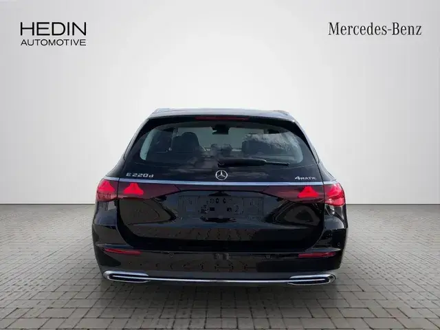 Mercedes-Benz E-Class 2025 photo 3