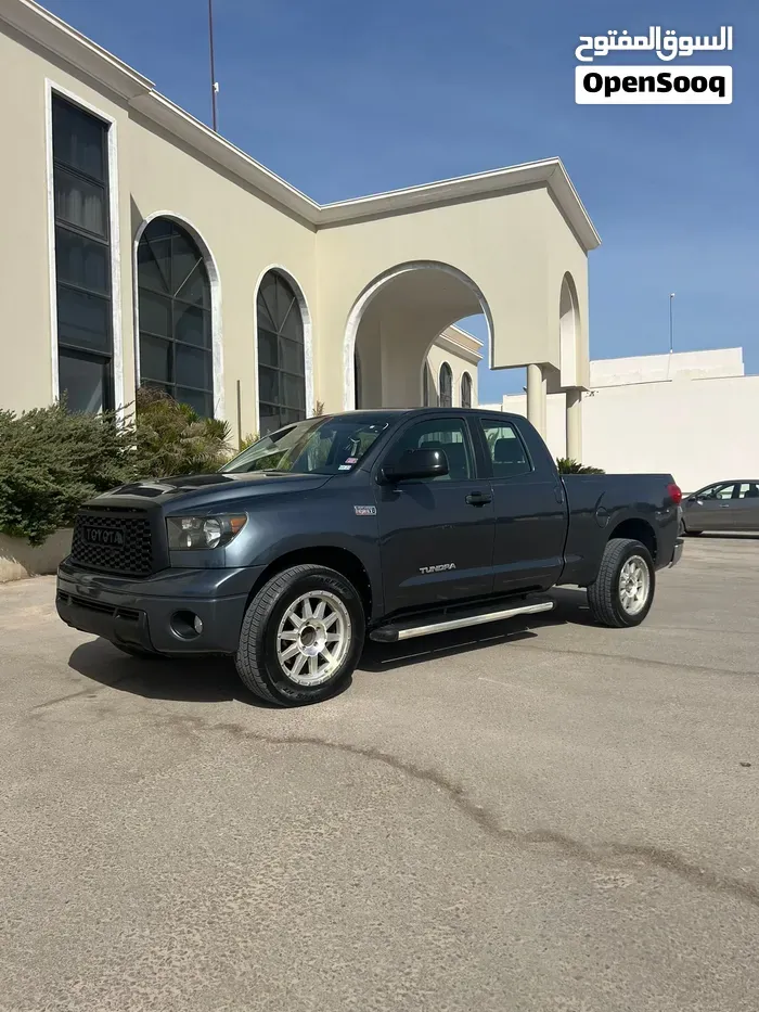 Toyota Tundra