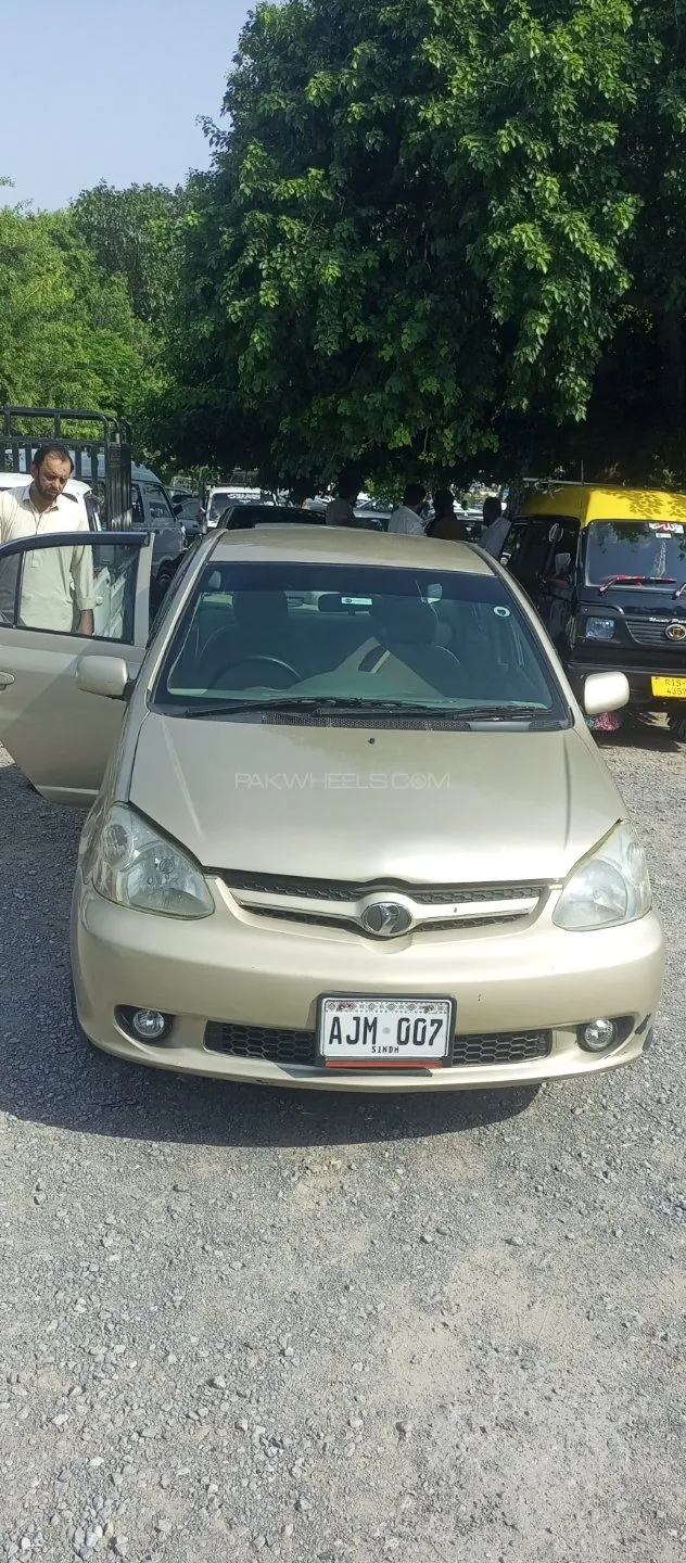 Toyota Platz