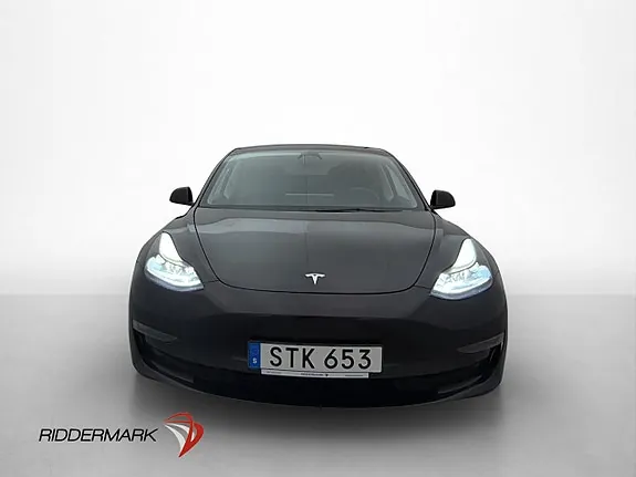 Tesla Model 3 2021 photo 2