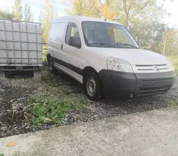 Citroen Berlingo 2005 photo 2