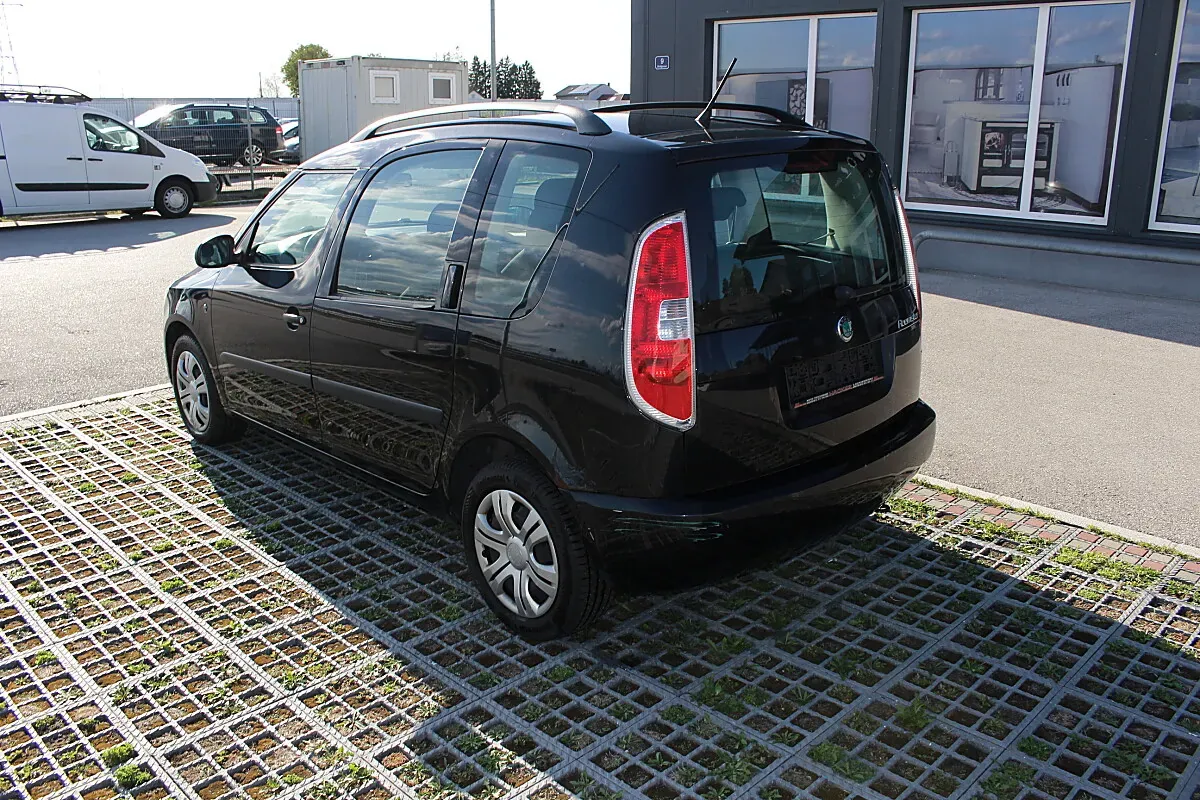 Skoda Roomster 2012 photo 3
