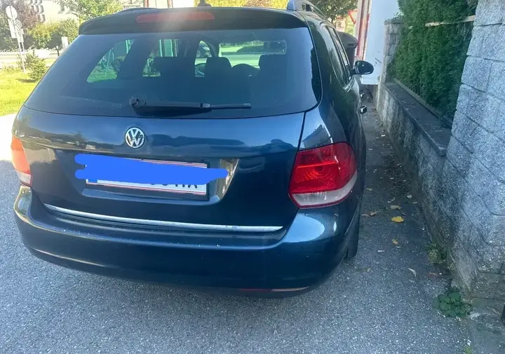 Volkswagen Golf 2009 photo 2