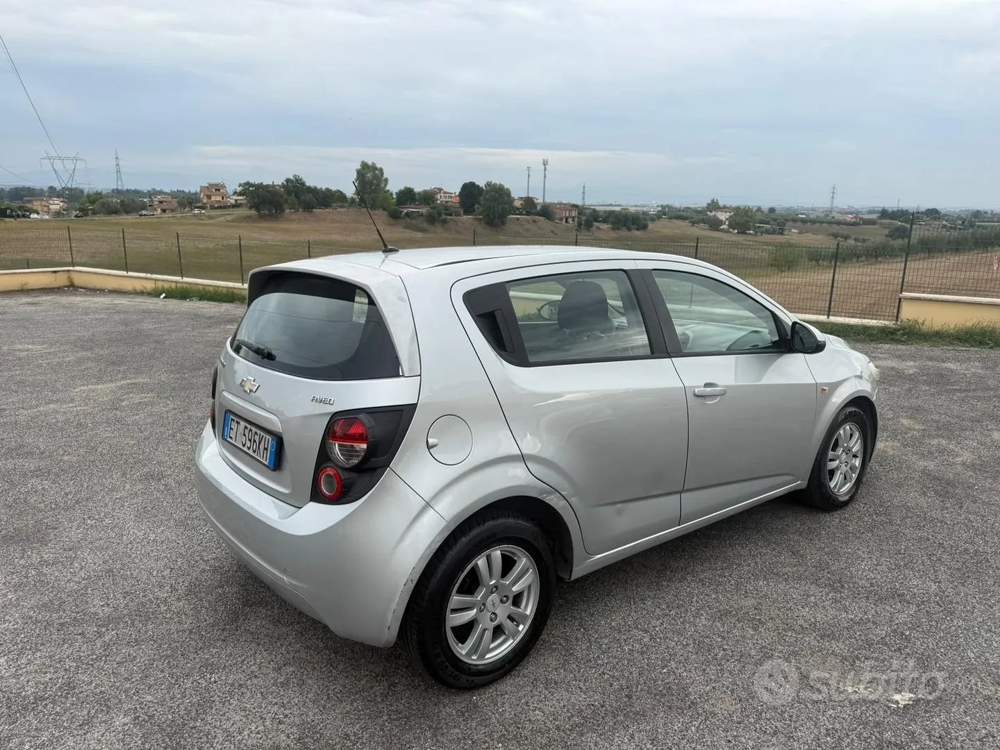 Chevrolet Aveo 2012 photo 4