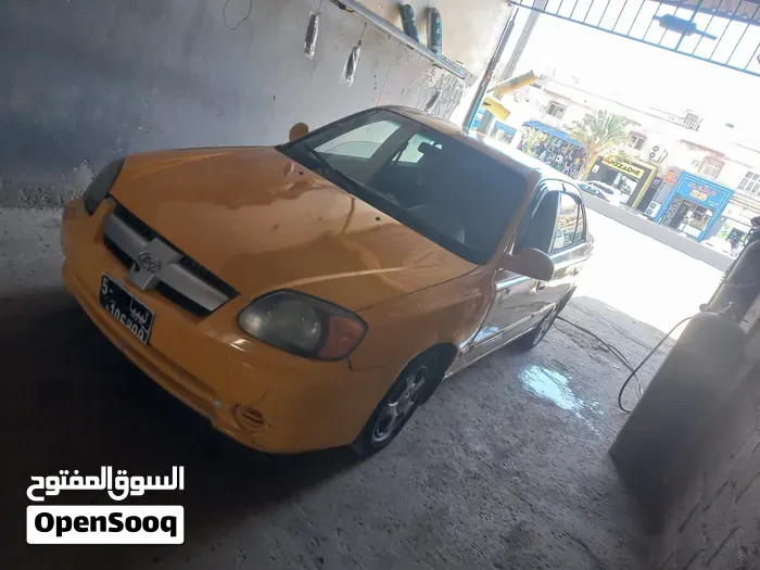Hyundai Verna 2004 photo 5