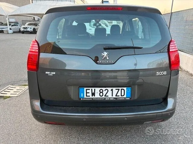 Peugeot 5008 2014 photo 3