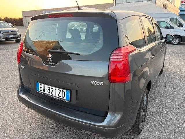 Peugeot 5008 2014 photo 5
