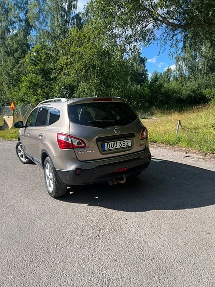 Nissan Qashqai+2 2011 photo 4