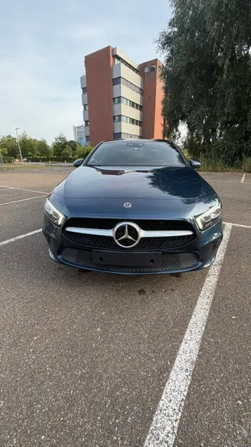 Mercedes-Benz A250E