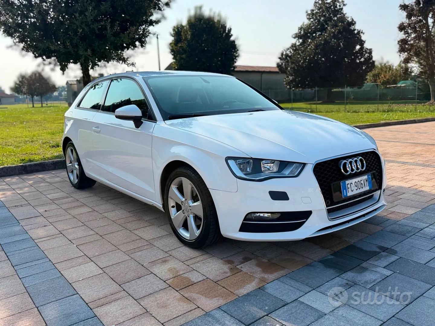 Audi A3 2016 photo 3