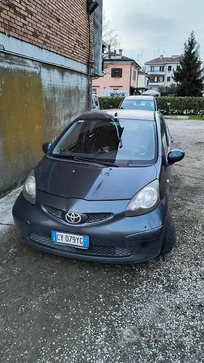 Toyota Aygo 2005 photo 2
