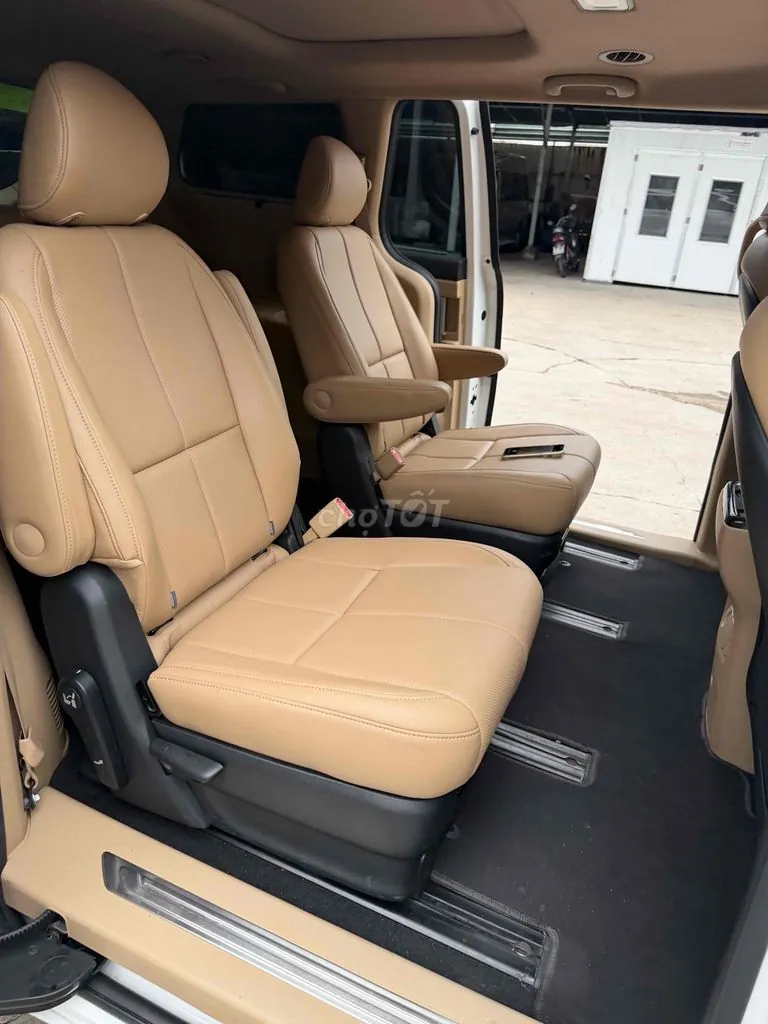 Kia Sedona 2018 photo 5