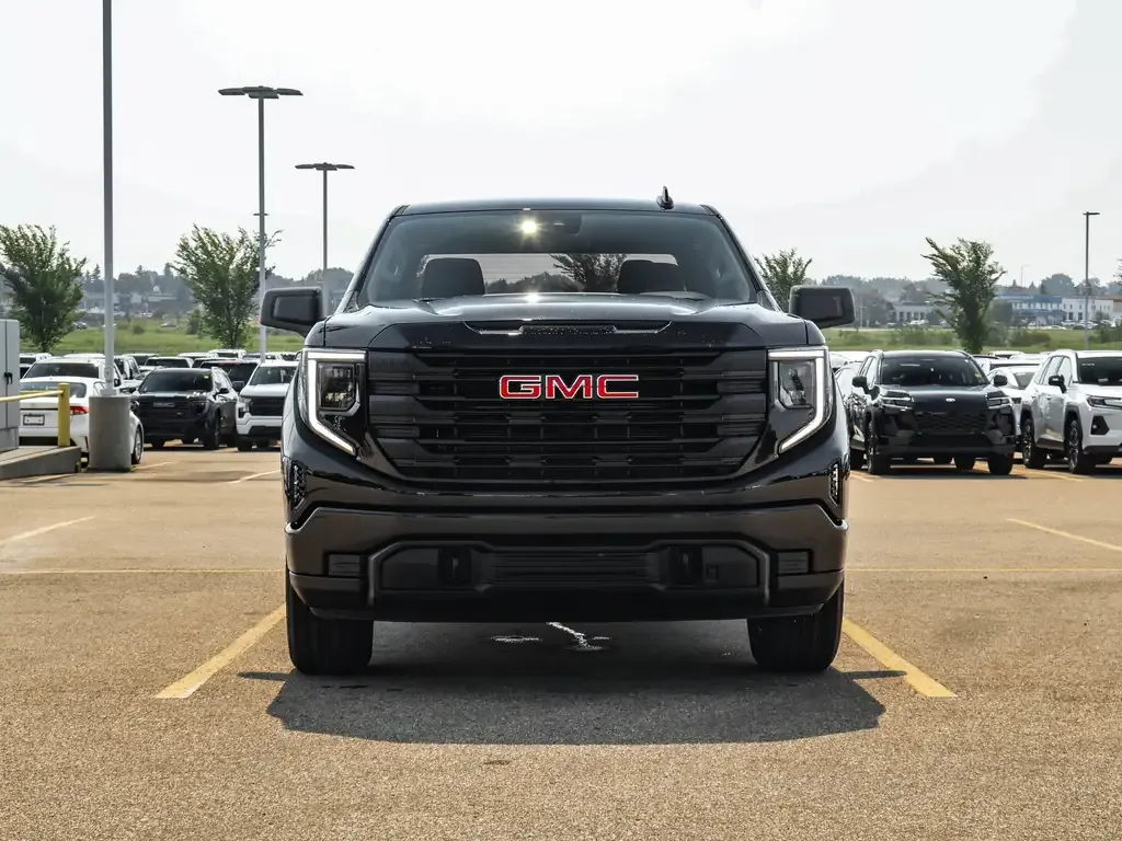 GMC Sierra 1500 2026 photo 3