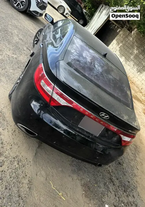 Hyundai Azera