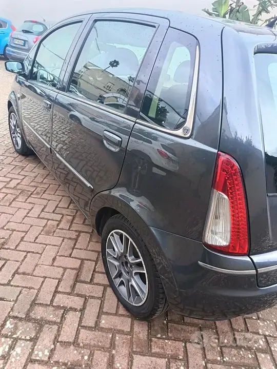 Lancia Musa 2008 photo 5