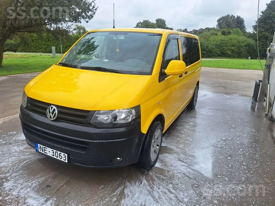 Volkswagen Transporter 2011 photo 2