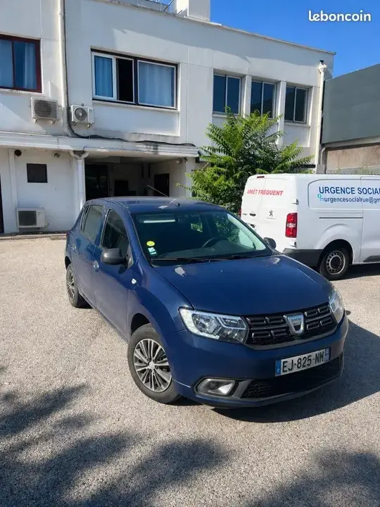 Dacia Sandero 2017 photo 2