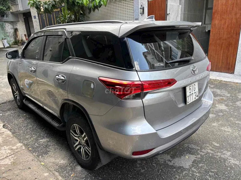 Toyota Fortuner 2016 photo 3