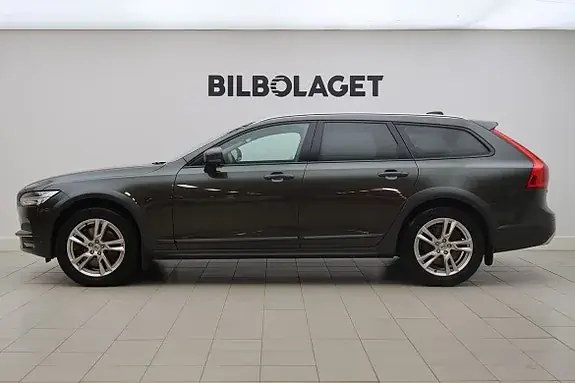 Volvo V90 Cross Country 2018 photo 2