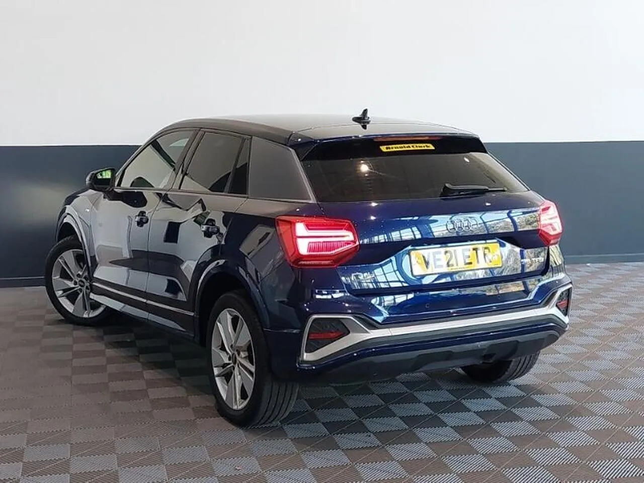 Audi Q2 2021 photo 2