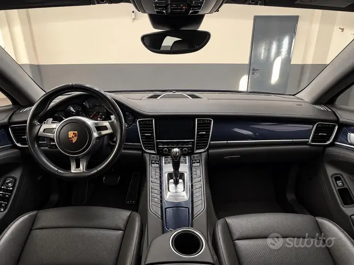 Porsche Panamera 2015 photo 3