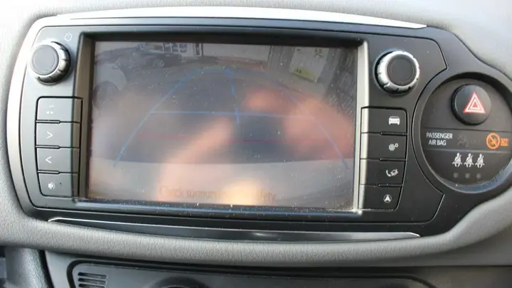 Toyota Yaris 2016 photo 5