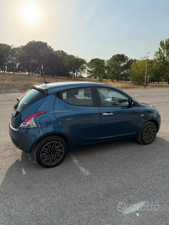 Lancia Ypsilon 2024 photo 5