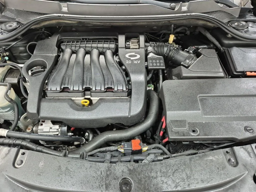Renault Korea Sm5 2012 photo 5