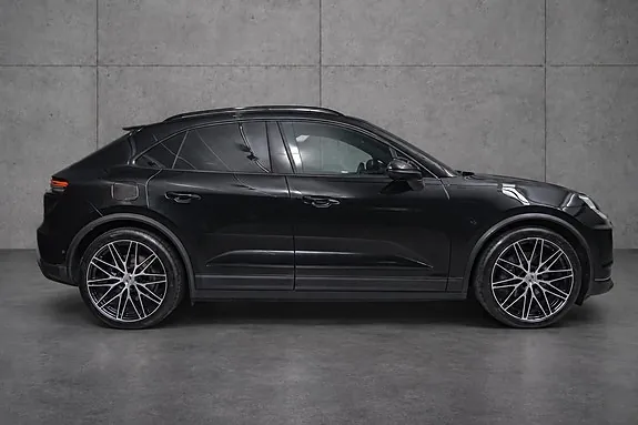 Porsche Macan 4 2025 photo 5
