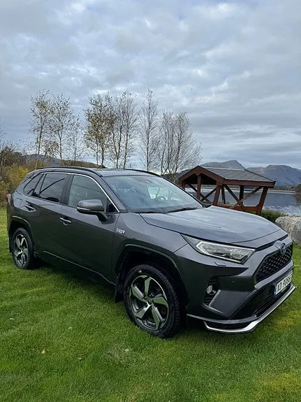 Toyota Rav4 2021 photo 2