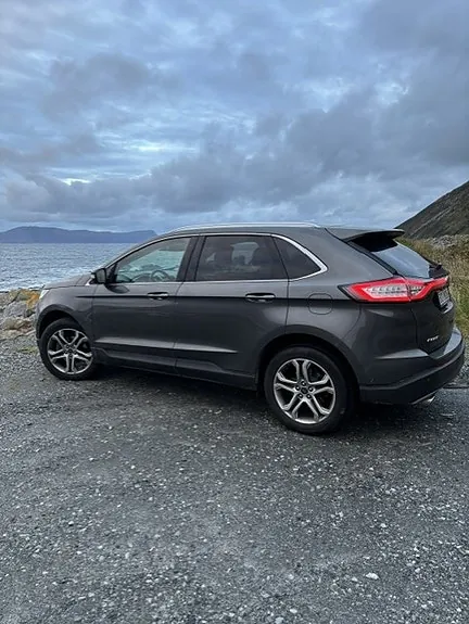 Ford Edge 2016 photo 2