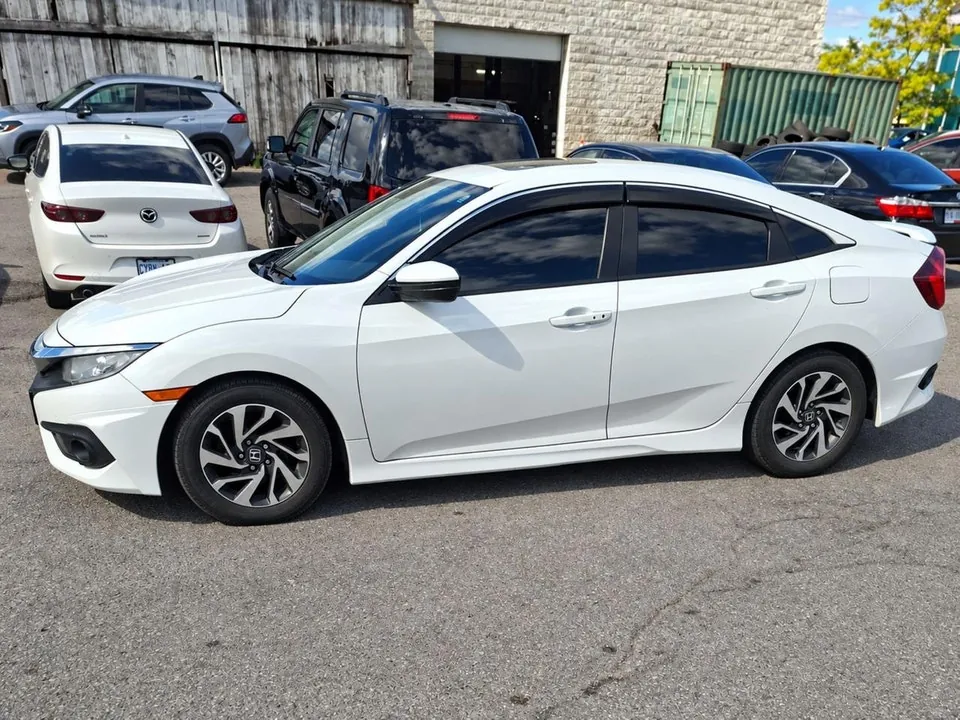 Honda Civic 2017 photo 2