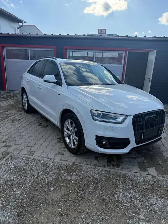 Audi Q3 2013 photo 3