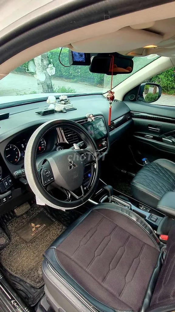 Mitsubishi Outlander 2022 photo 4
