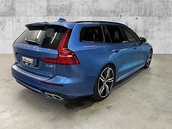 Volvo V60 2019 photo 4