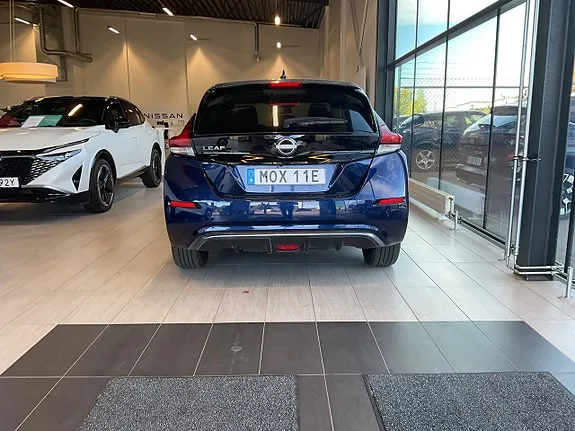 Nissan Leaf 2023 photo 4