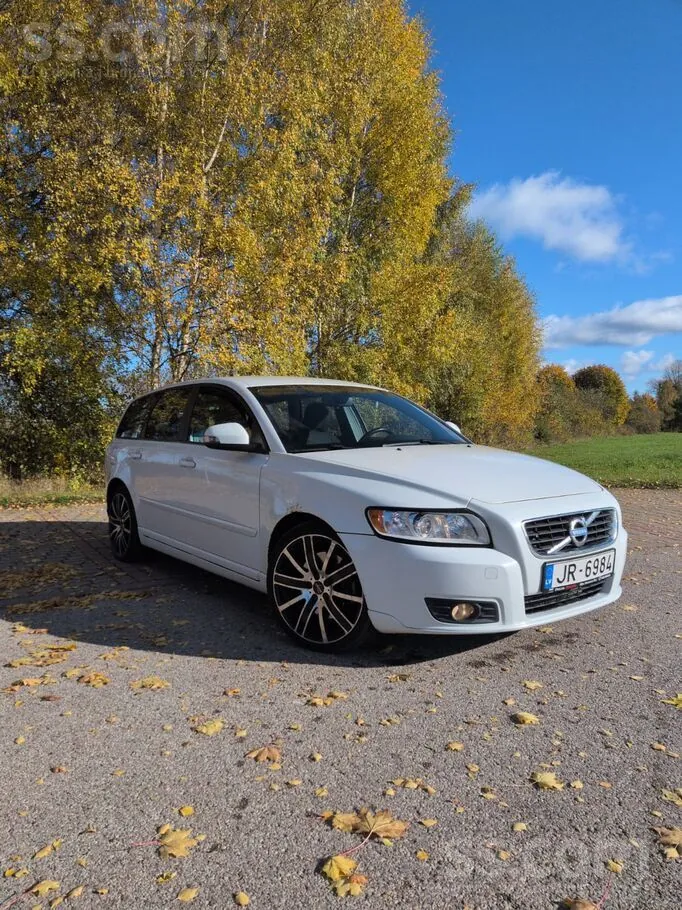 Volvo V50