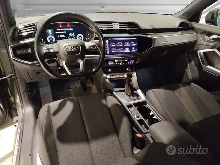Audi Q3 2019 photo 5